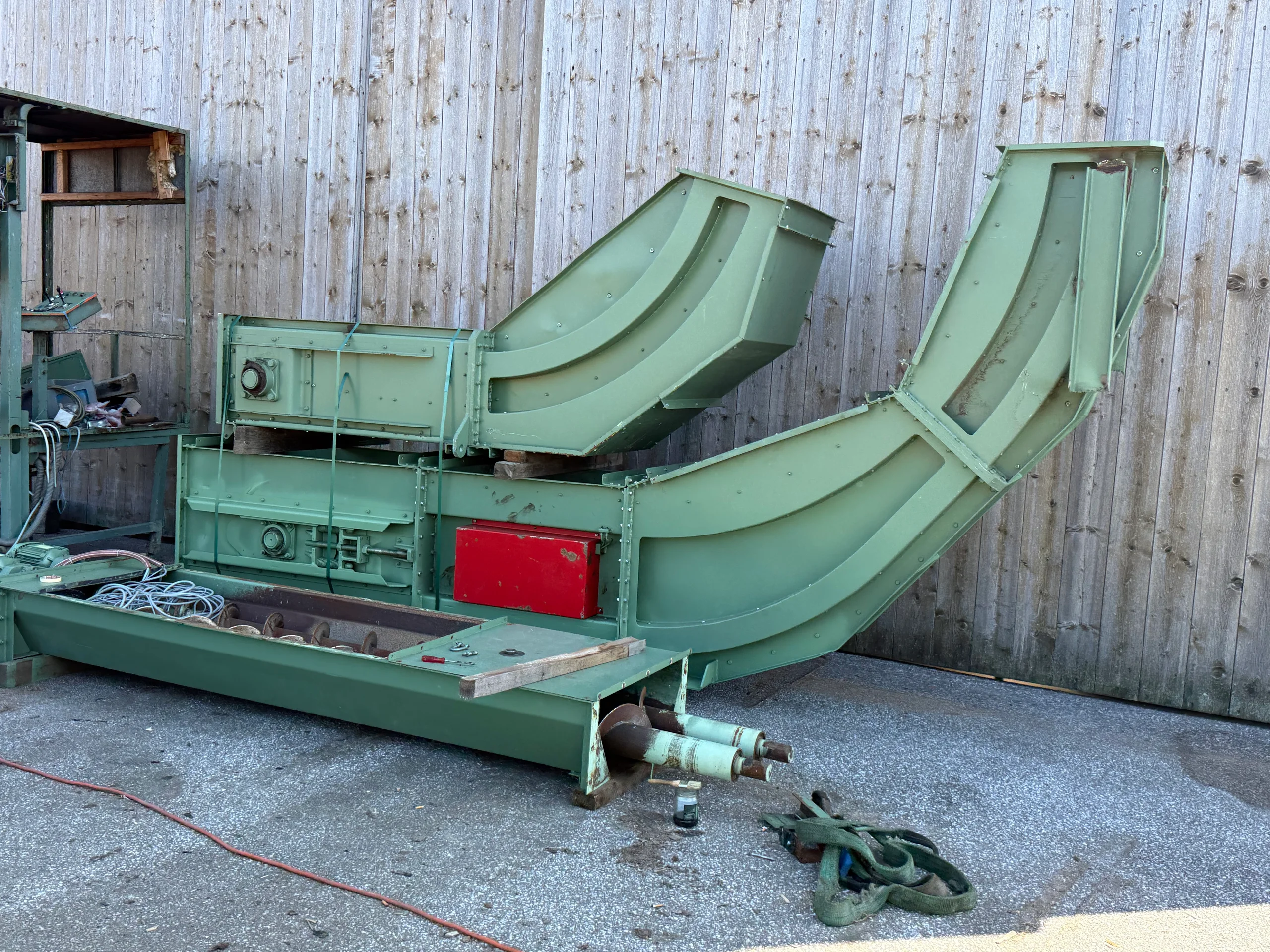 komplette Restholzentsorgung  - Bild 2