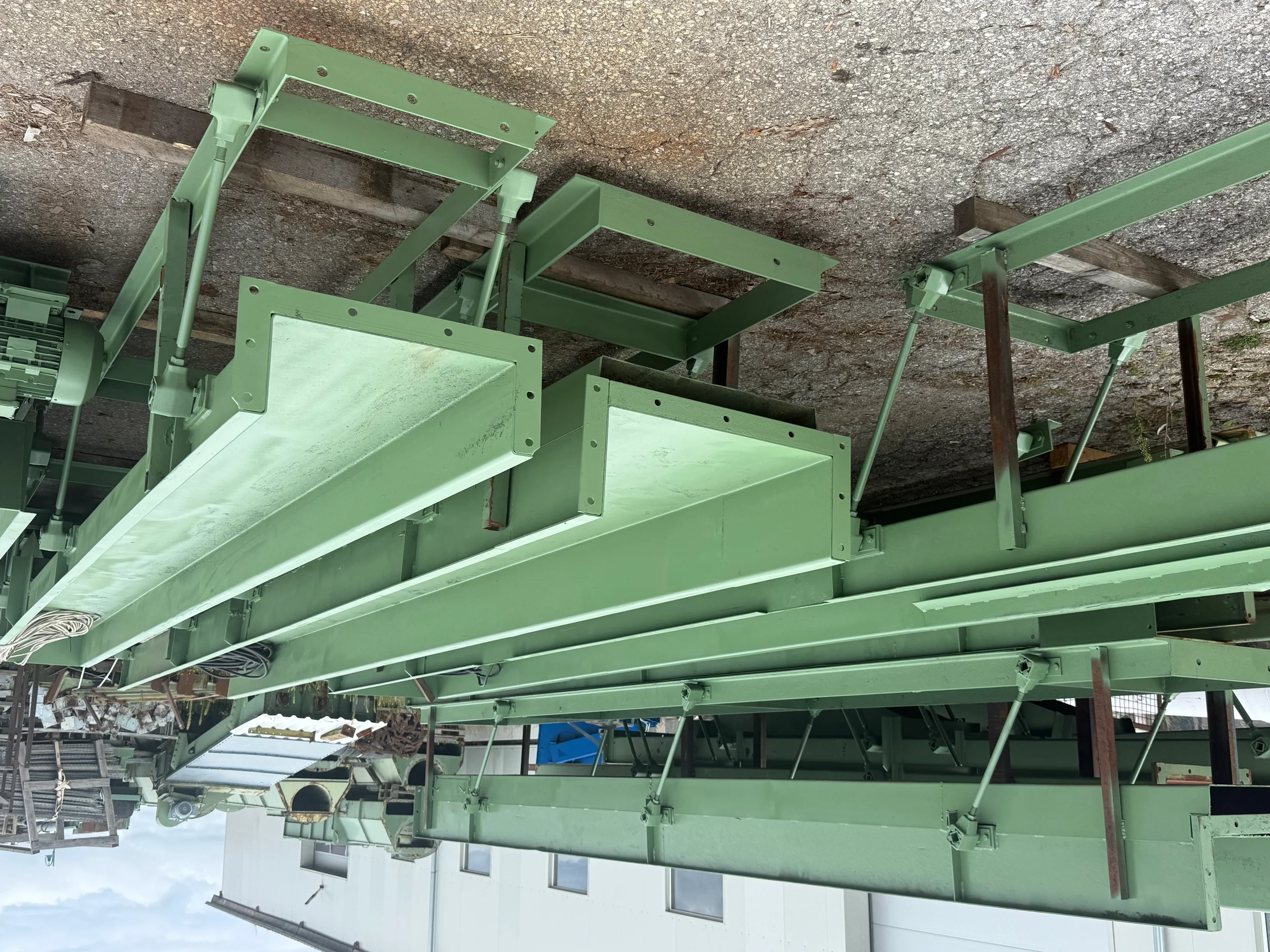 komplette Restholzentsorgung  - Bild 3