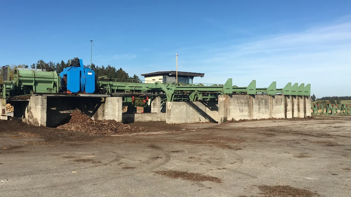 Rundholzplatz - Bild 7